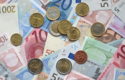 CORONAVIRUS. Comisia Europeană va permite acordarea de ajutoare de stat de până la 500.000 euro/companie