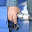 Ministrul Economiei: În cazul în care compensarea nu reduce preţul carburanţilor, s-ar putea adopta o altă masură