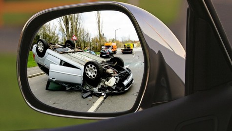 Accidentele auto, unul dintre principalele riscuri care îi preocupă pe români
