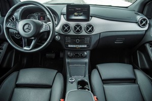 test BMW i3 94 Ah vs Mercedes B 250 e