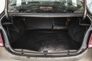Citroen C-Elysee vs Dacia Logan