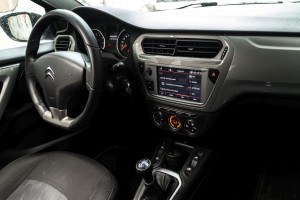 Citroen C-Elysee vs Dacia Logan
