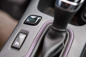 Test comparativ: Renault Clio Estate 1.5 dCi vs Renault ZOE R110