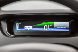 Test comparativ: Renault Clio Estate 1.5 dCi vs Renault ZOE R110