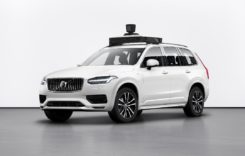 Volvo Cars şi Uber prezintă prima maşină pregătită pentru deplasare autonomă