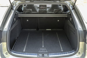 Toyota Corolla TS 2.0 HSD (1)