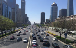 Îşi revine piaţa auto din China? Populaţia evită transportul în comun şi preferă autoturismele