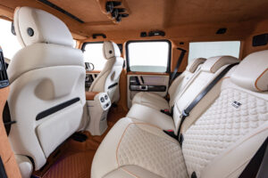 Cel mai puternic off-roader V12: 900 CP pentru Brabus G V12 900 floteauto