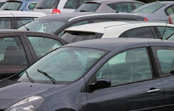 Jumătate dintre români au amânat achiziția unei mașini sau au ales o variantă mai ieftină