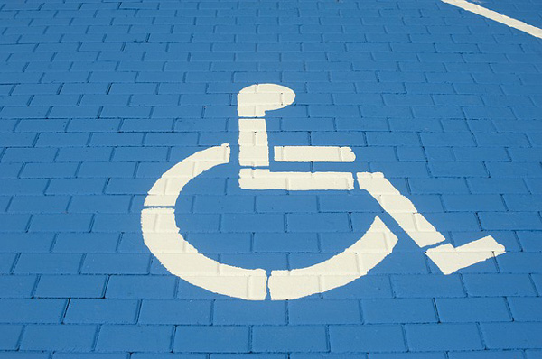 persoane cu handicap
