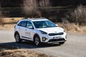 Cel mai ieftin plug-in hybrid Kia-Niro-PHEV floteauto.ro