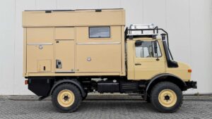 Unimog camper floteauto.ro
