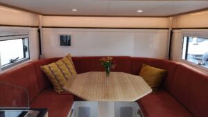 G-Class vs Unimog floteauto.ro