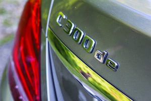 Mercedes-Benz Clasa C plug-in hybrid floteauto.ro