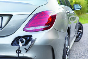 Mercedes-Benz Clasa C plug-in hybrid floteauto.ro
