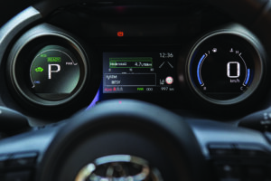 Toyota Yaris hibrid model 2021