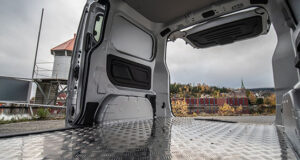 FloteAuto.ro BYD ETP 3 compartiment marfa