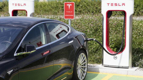 Tesla va primi o subvenție de 1 mld. euro pentru uzina de baterii din Germania