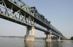 Autoturismele nu vor achita, duminică, tariful de trecere pentru Podul de la Giurgiu