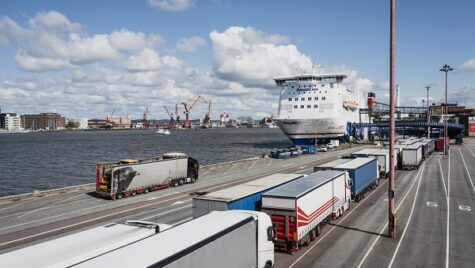 Și operatorii de feribotul suspendă serviciile pentru companiile din Rusia și Belarus