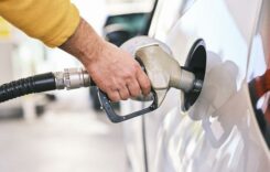 Preţul carburanților la pompă va fi compensat cu 50 de bani/litru pe o perioadă de
