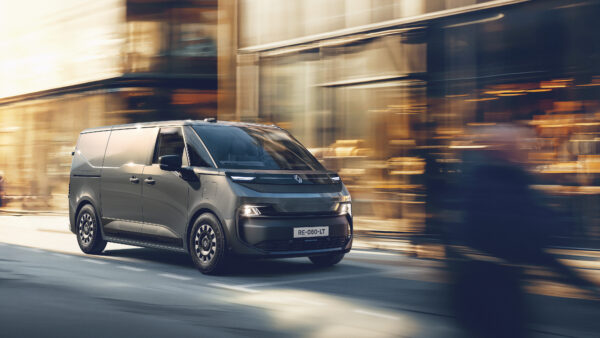 Trafic Van E-Tech Electric