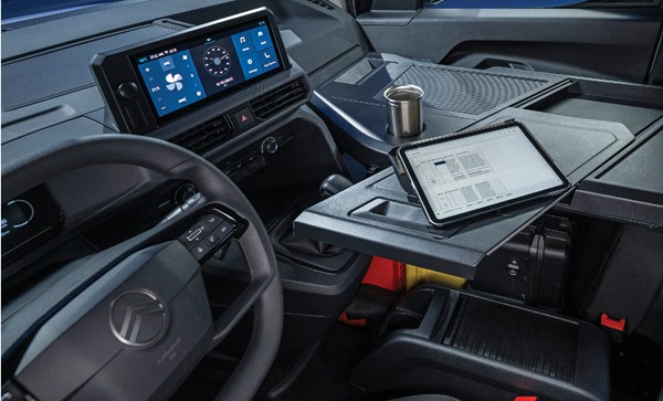 Smart Compact Van