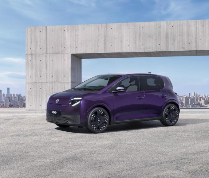 Nissan Pixo