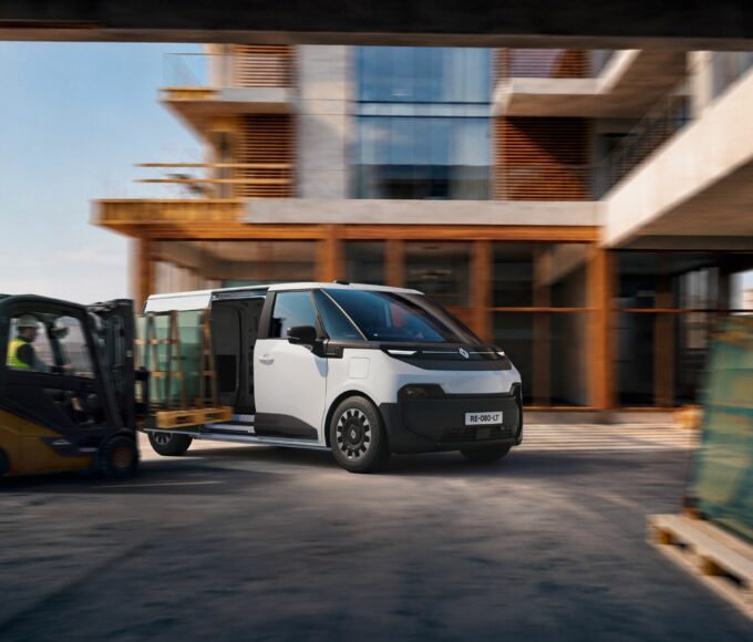 Trafic Van E-Tech electric
